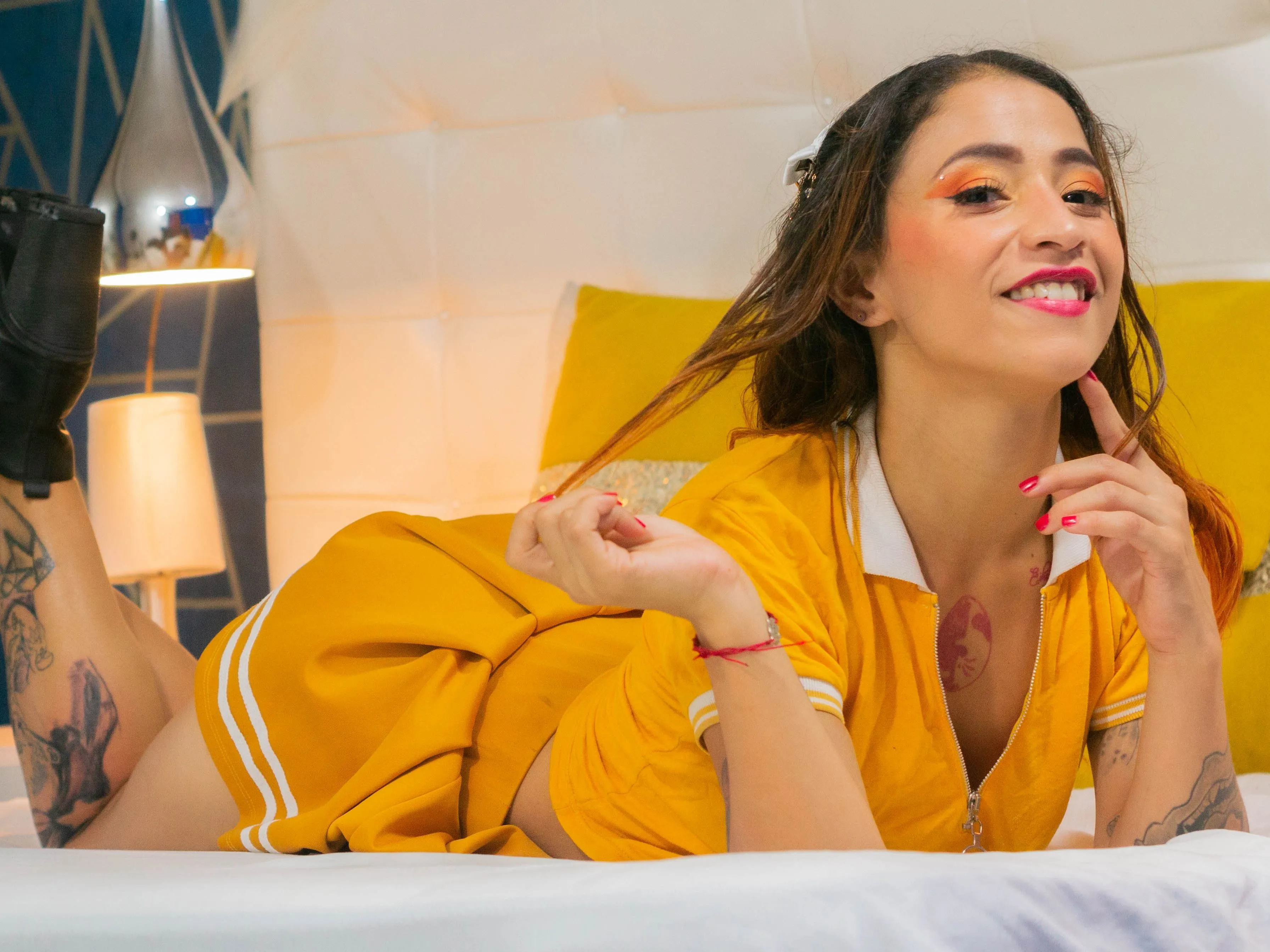 Image de profil du modèle de webcam HannyBruce