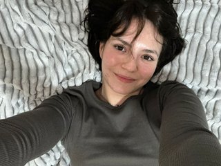 Image de profil du modèle de webcam HolyRally