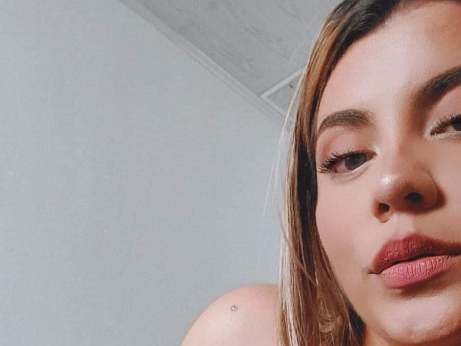 nikkii28 profilbild pÄ webbkameramodell