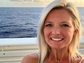 momixoxo profielfoto van cam model