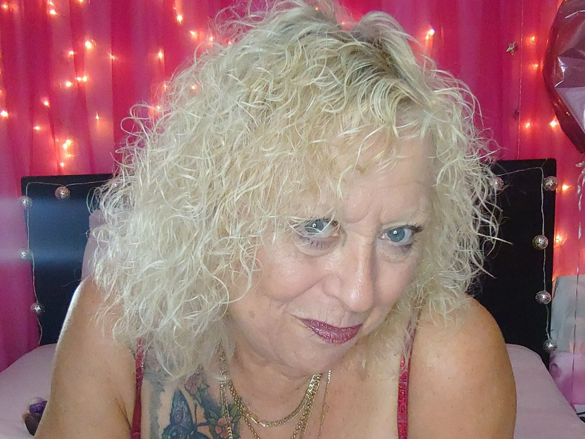 Image de profil du modèle de webcam MandyMXOXO