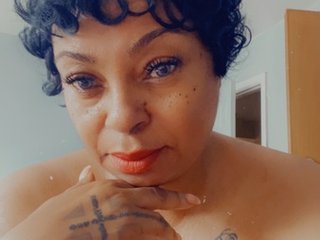 Imagen de perfil de modelo de cámara web de MsLindaParks52