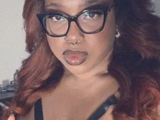 CountesssD profilbild på webbkameramodell