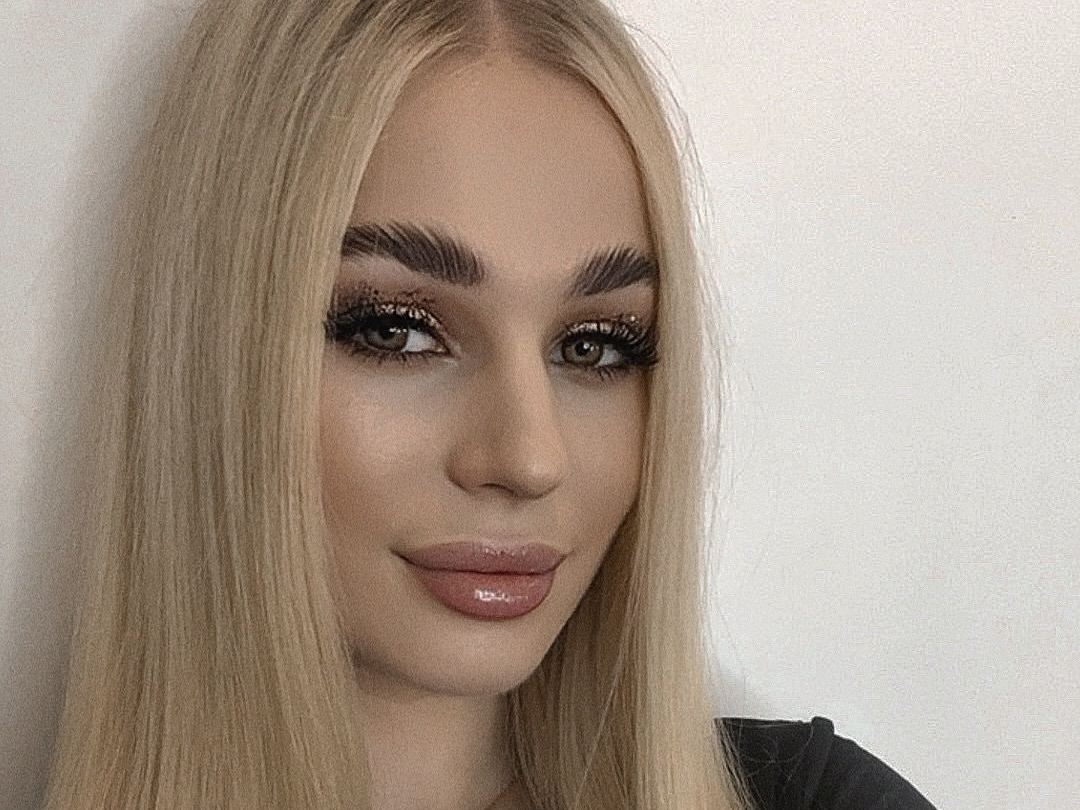 FlexiAlisha profielfoto van cam model