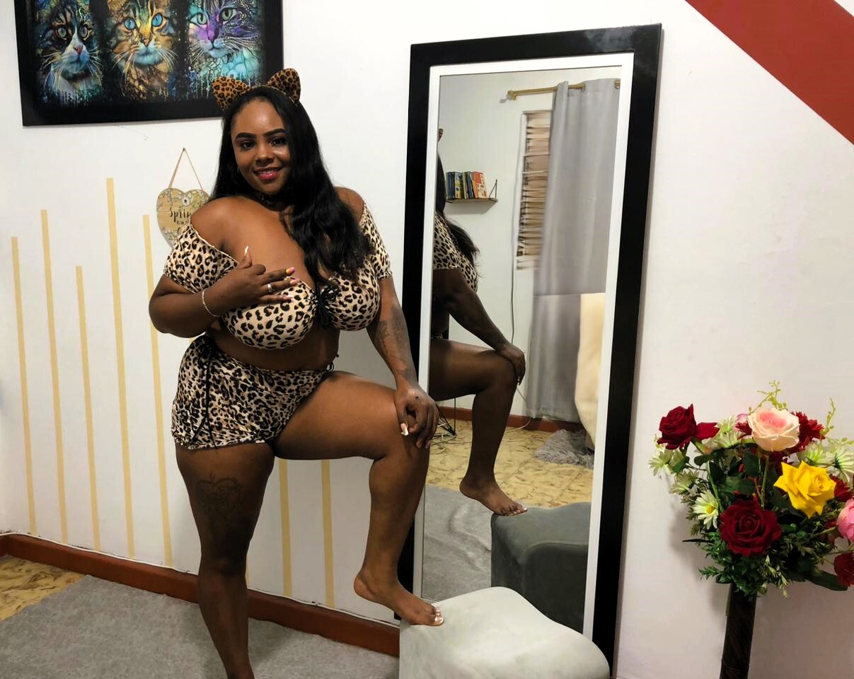 Performer harleyEvanss Photo 6