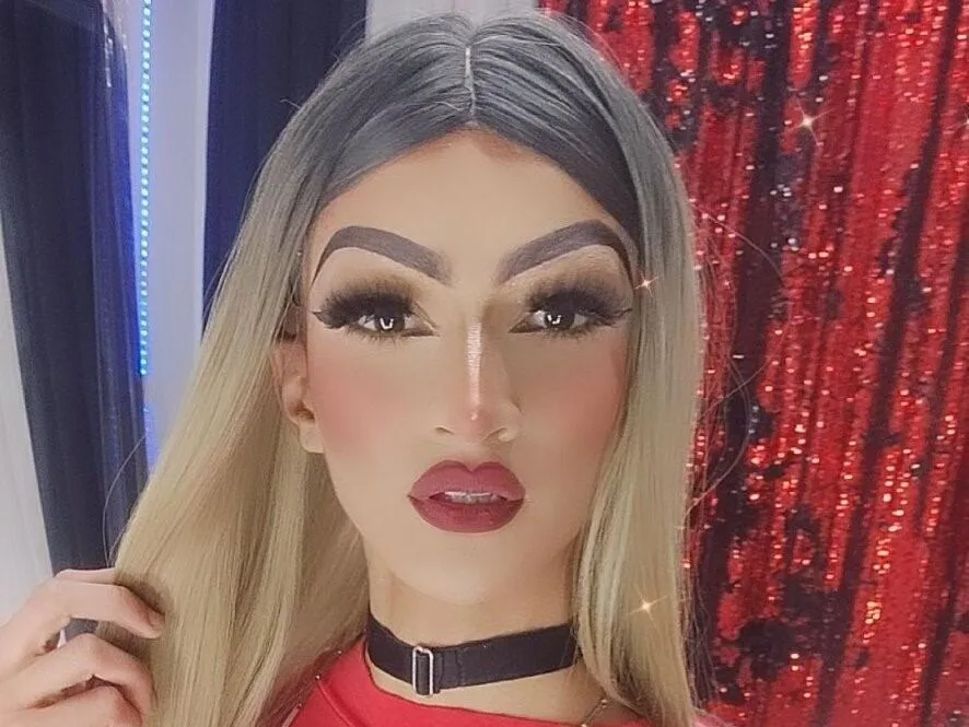 sashaantonellla profilbild på webbkameramodell