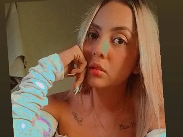 Image de profil du modèle de webcam RachellGGH