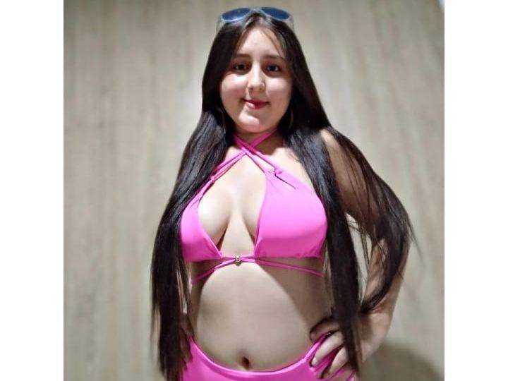 VioletaOwens profilbild på webbkameramodell