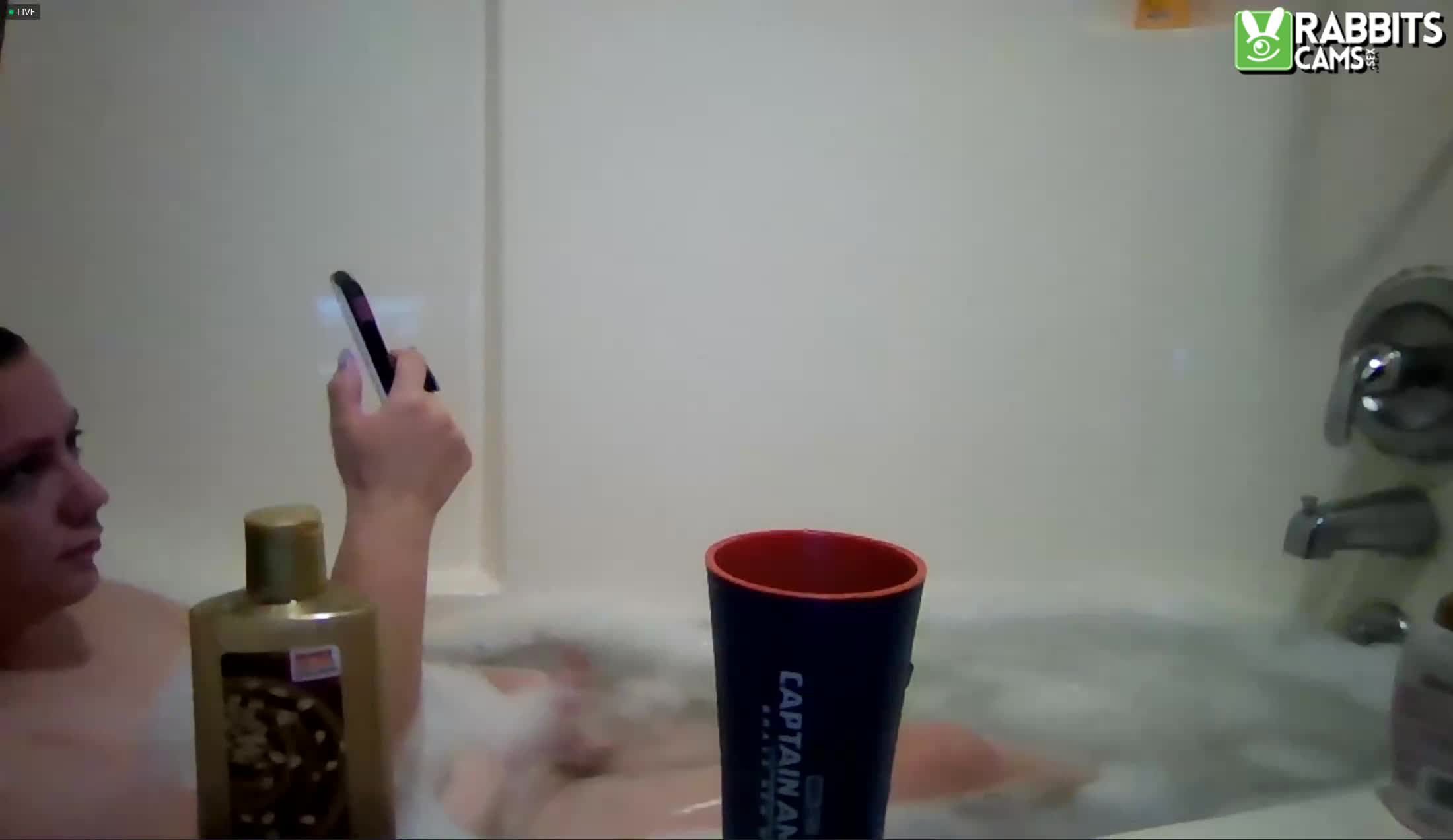 Artiest CuddlyLittleDemon Video 1