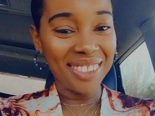 Profilbilde av PrettyGirl23 webkamera modell