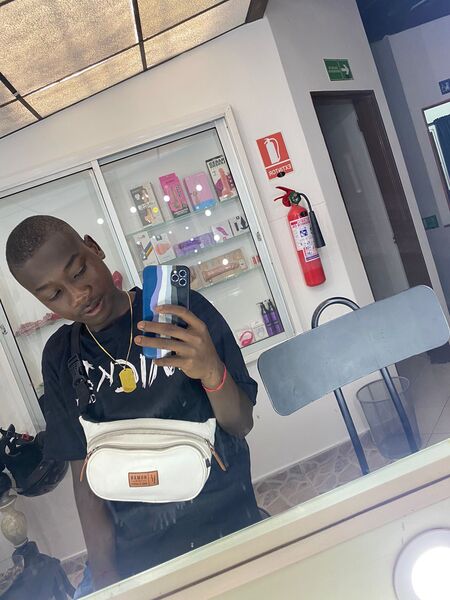 Interprete jordanneon Foto 2