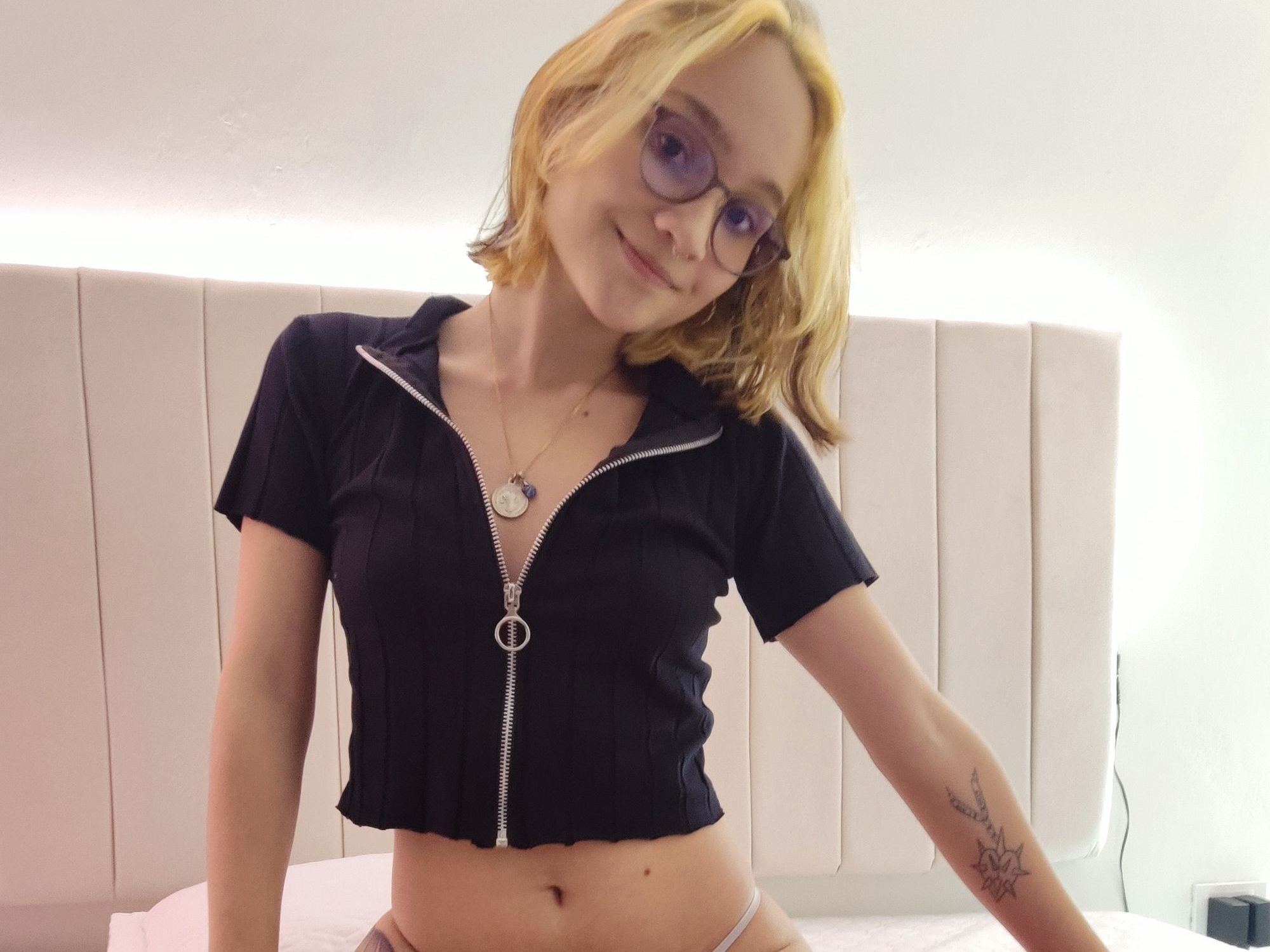 angelbeautyy cam model profile picture