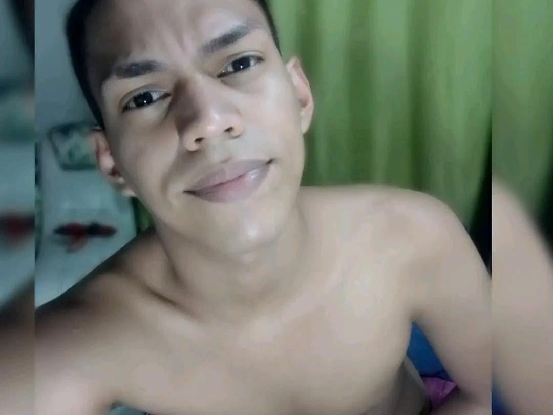 Imagen de perfil de modelo de cámara web de christopher19