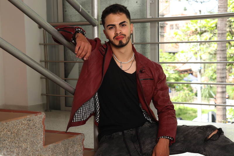 Performer Thomaswilian Photo 3