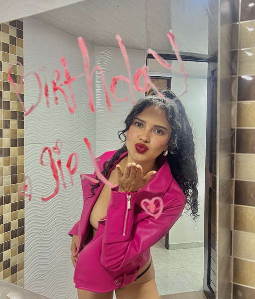 Artista AlaskaBlueee Foto 11