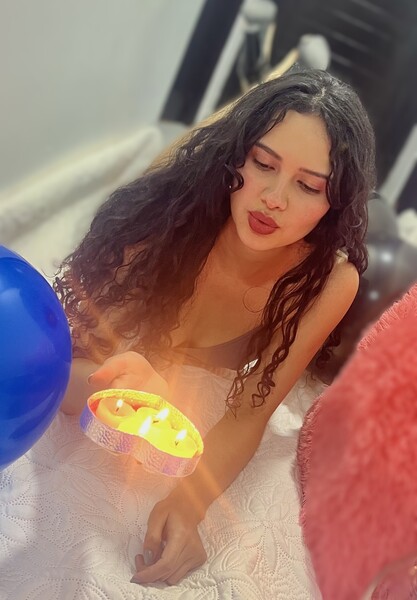 Artista AlaskaBlueee Foto 6