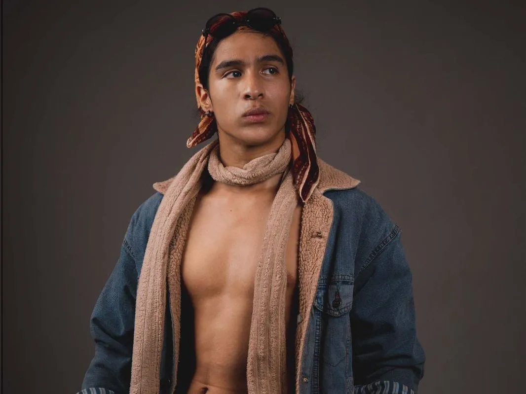 Foto de perfil de modelo de webcam de GeorgeAtelier