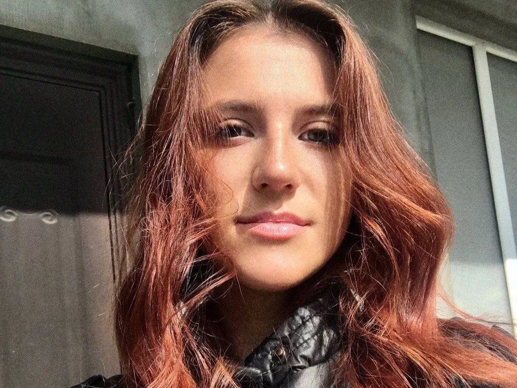 FoxyLeya cam model profile picture