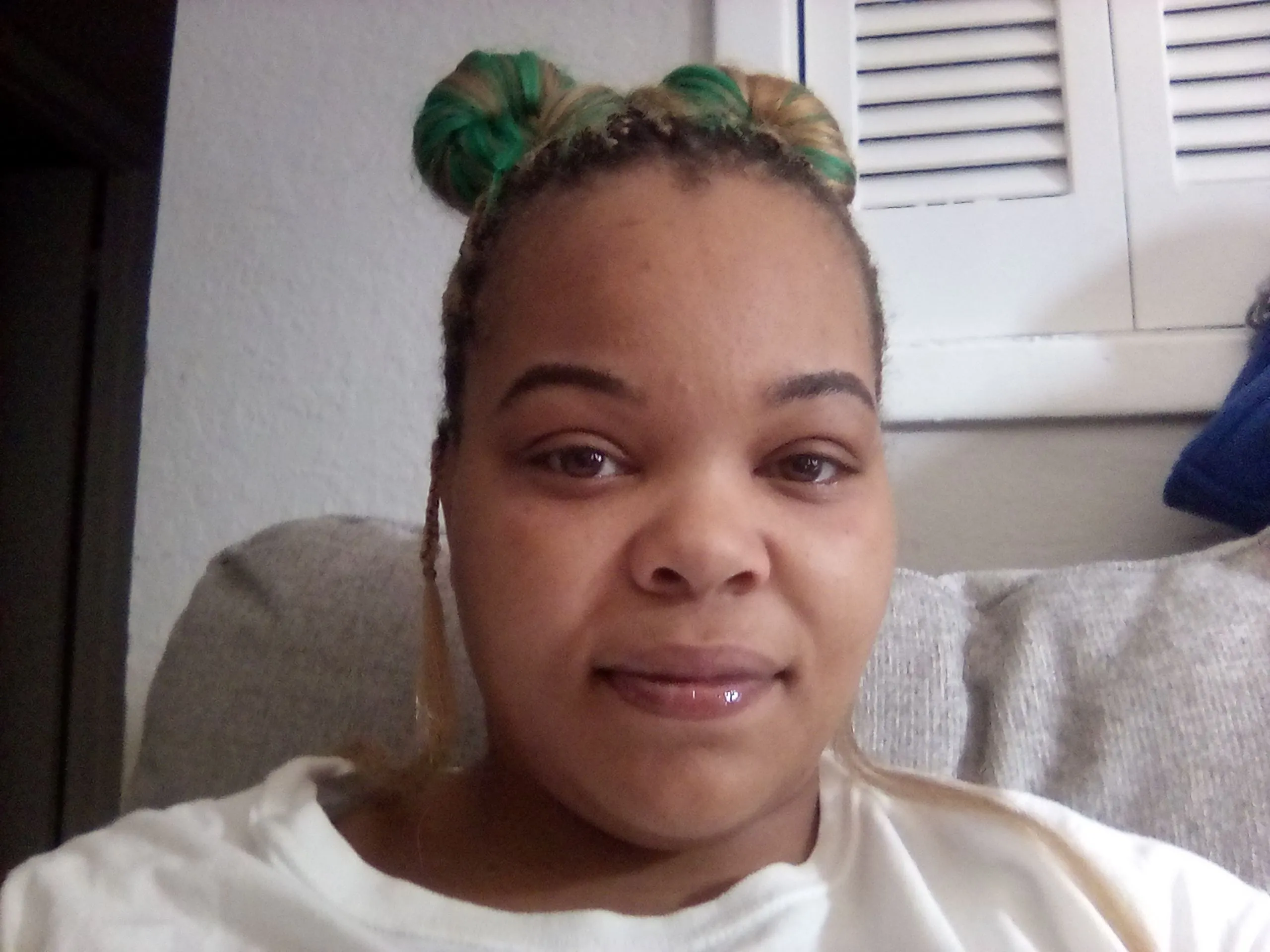 Image de profil du modèle de webcam DesireTee