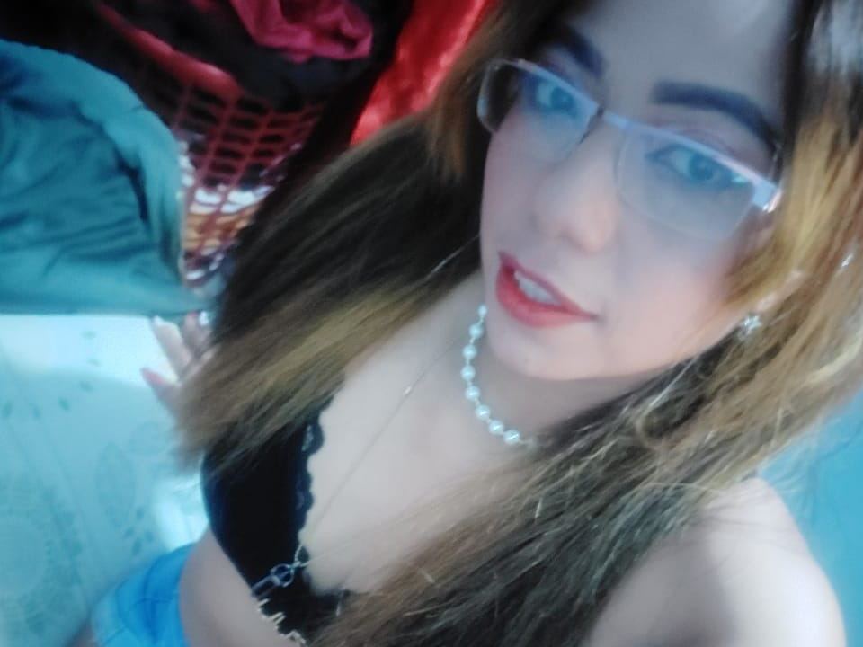 sashawillis profilbild på webbkameramodell