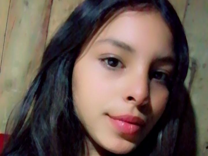 micaelacortez303av immagine del profilo del modello di cam