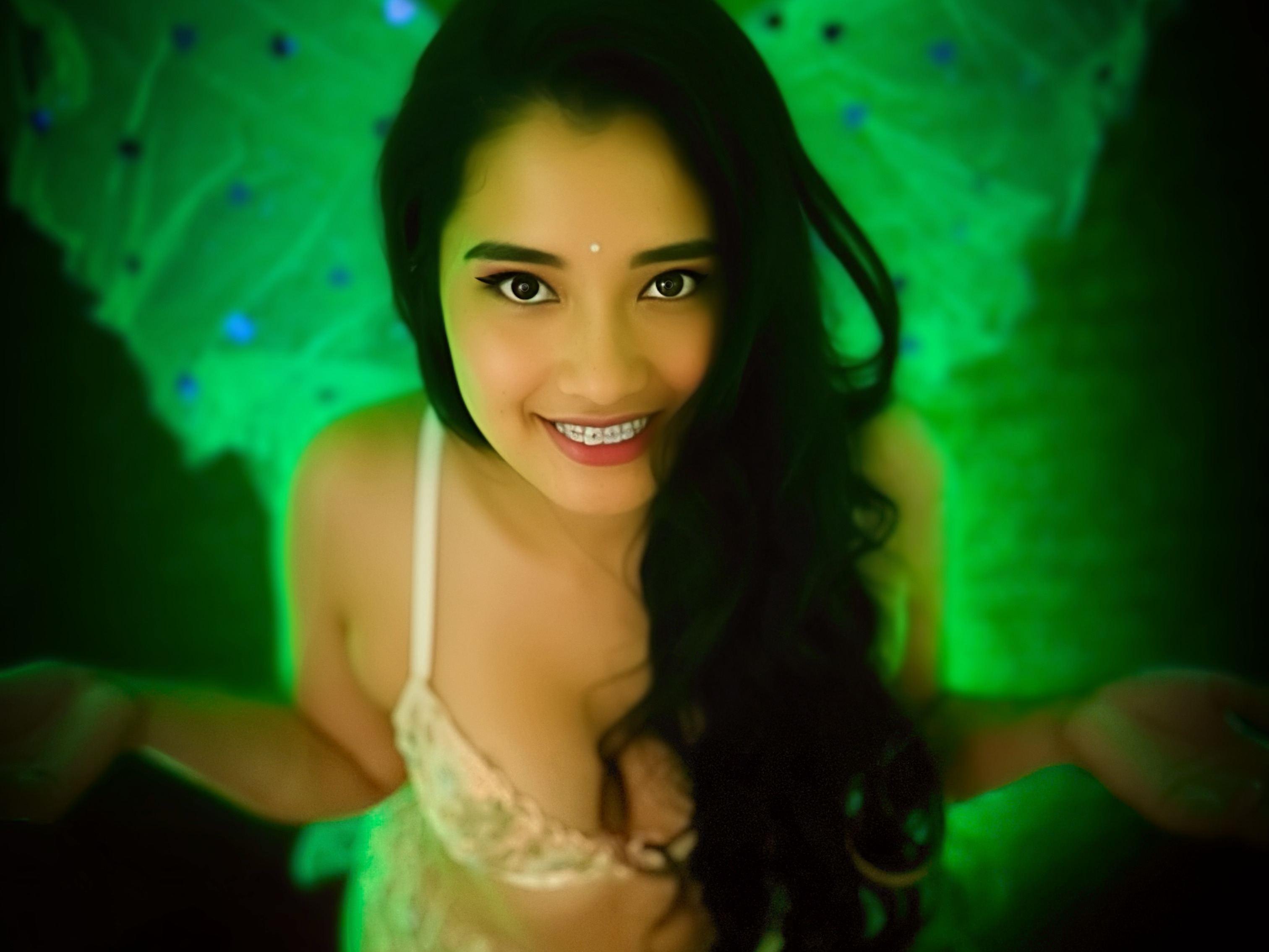 Foto de perfil de modelo de webcam de AdaraJames