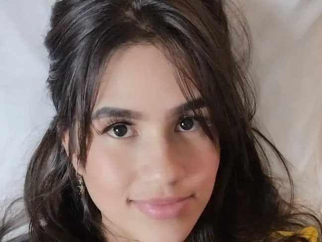 Image de profil du modèle de webcam AmyHardd