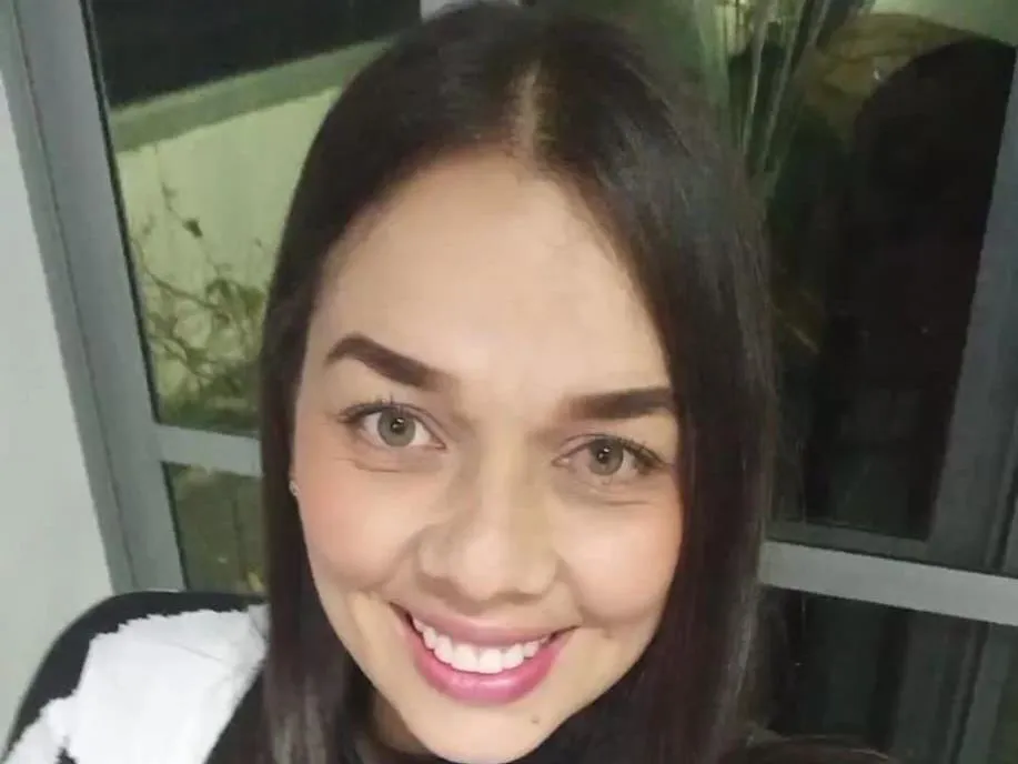 AleeshaTaylor immagine del profilo del modello di cam