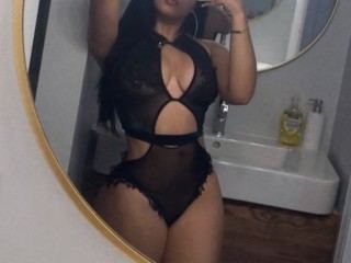 Image de profil du modèle de webcam Giannnastories