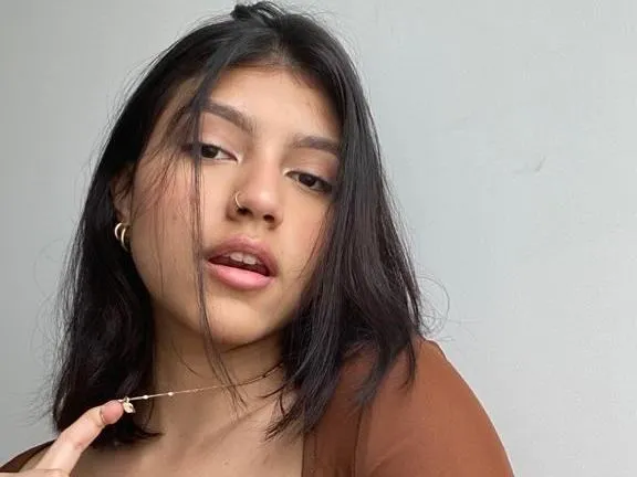 MissColettee profilbild på webbkameramodell