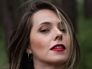 Image de profil du modèle de webcam karensabrina