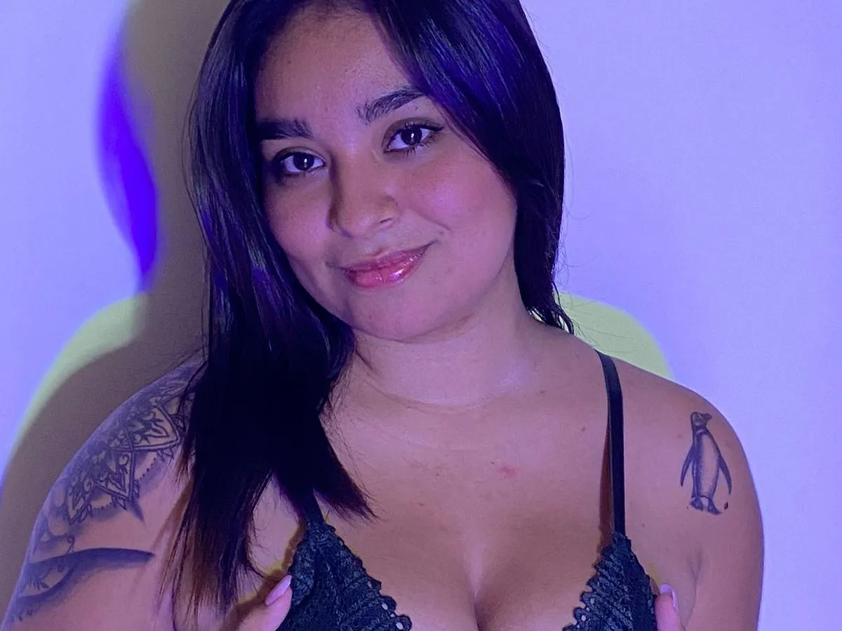 Image de profil du modèle de webcam SaraBanner