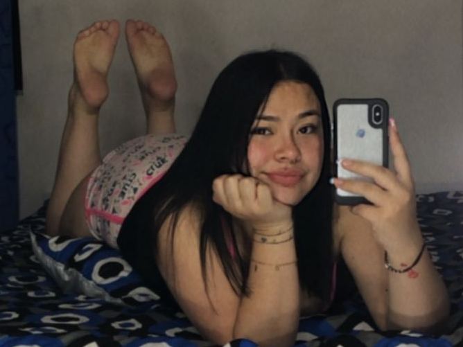 Imagen de perfil de modelo de cámara web de HannaFeet