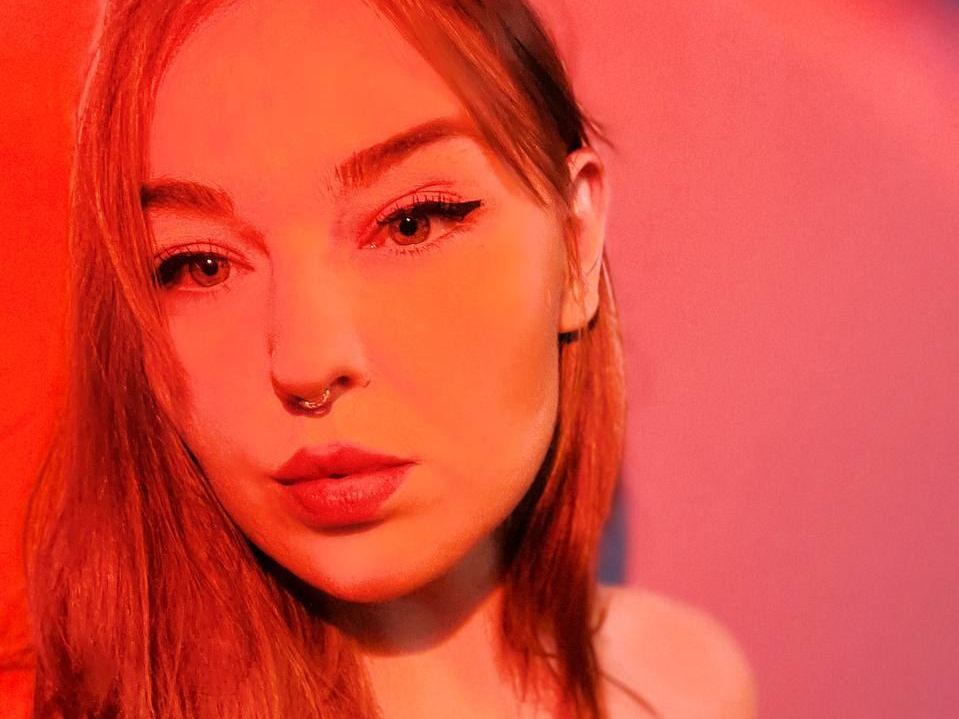 Imagen de perfil de modelo de cámara web de SashaBlondy