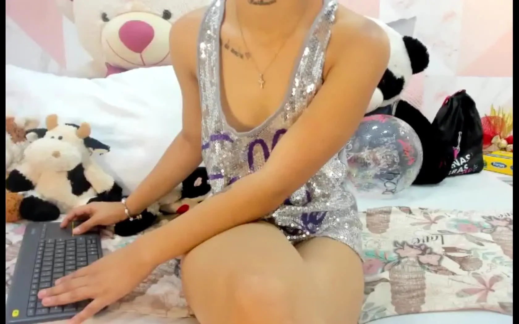 Artist AlanaLauren Video 1