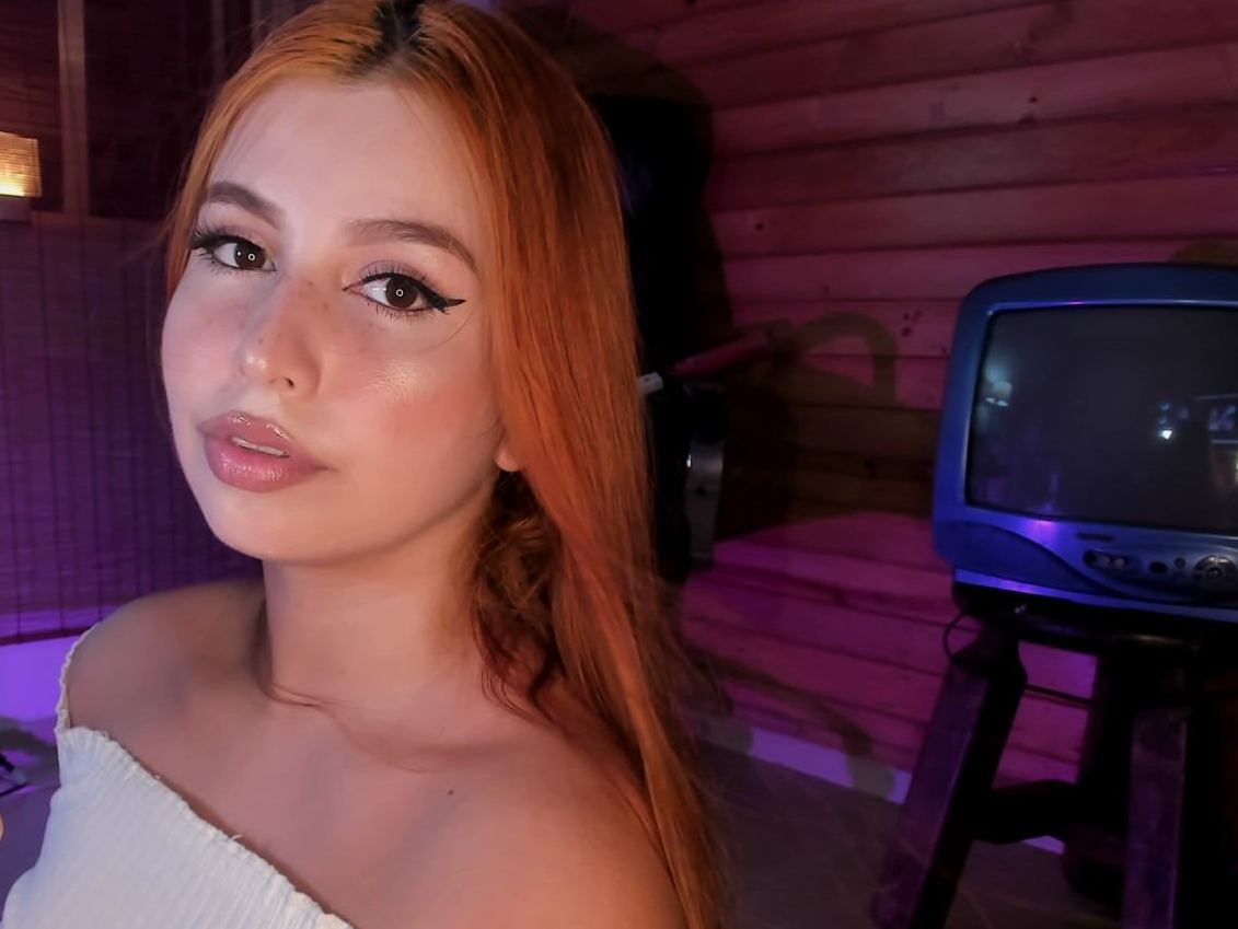 AmelieP profilbild på webbkameramodell