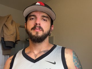 ZestyChest profilbild på webbkameramodell