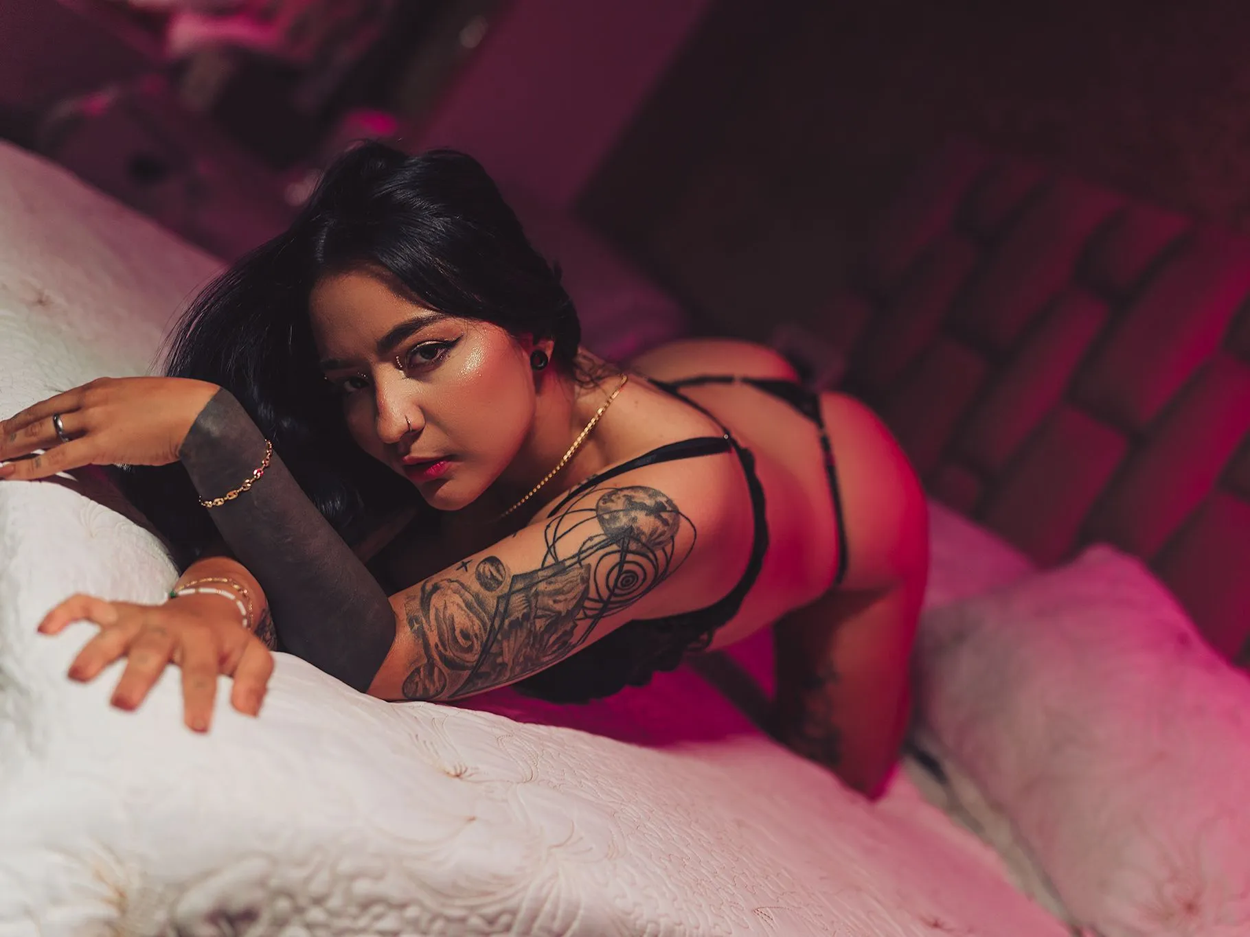 Foto de perfil de modelo de webcam de LeiahBigBoobS
