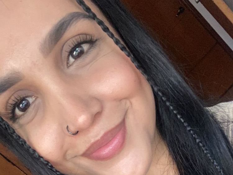 SaraAdhams profielfoto van cam model