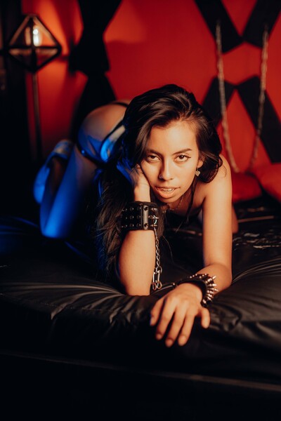 Interprète LucyBrownn Photo 10