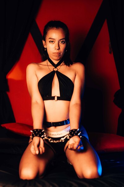 Interprète LucyBrownn Photo 12