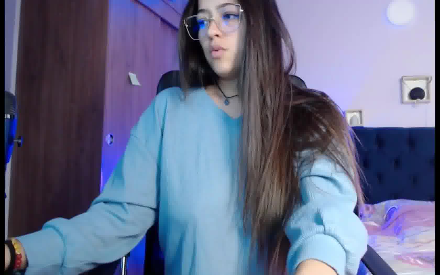 Artist amelie444 Video 1