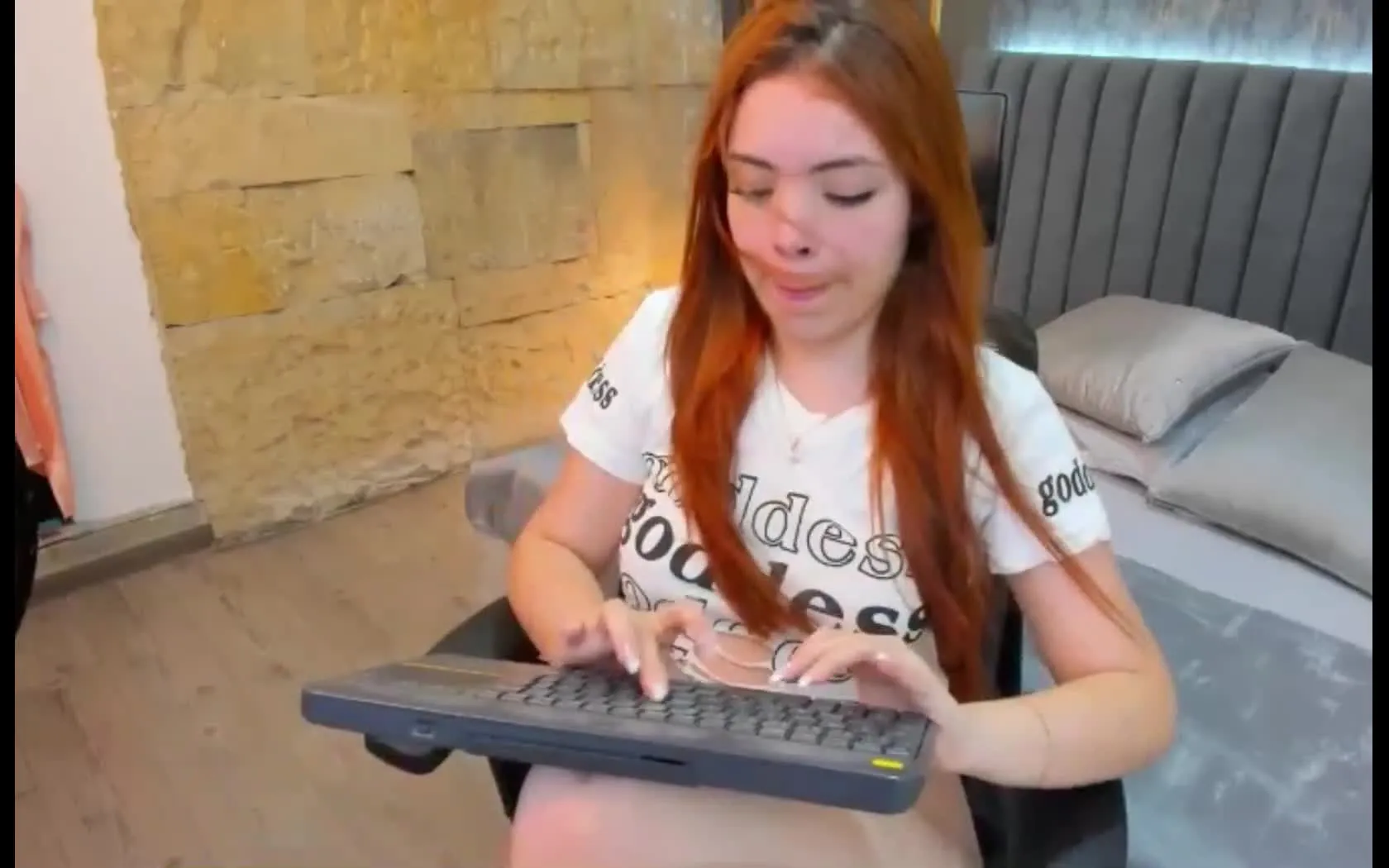 Performer EmmaaHarris Video 1