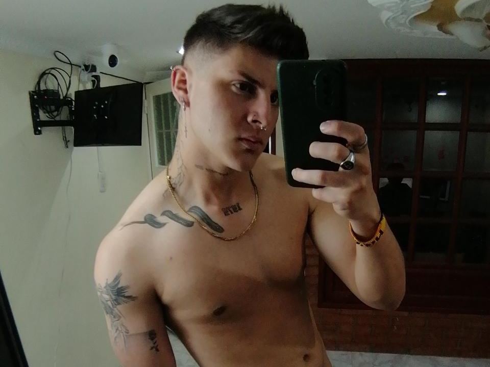 Foto de perfil de modelo de webcam de johnymulticum 