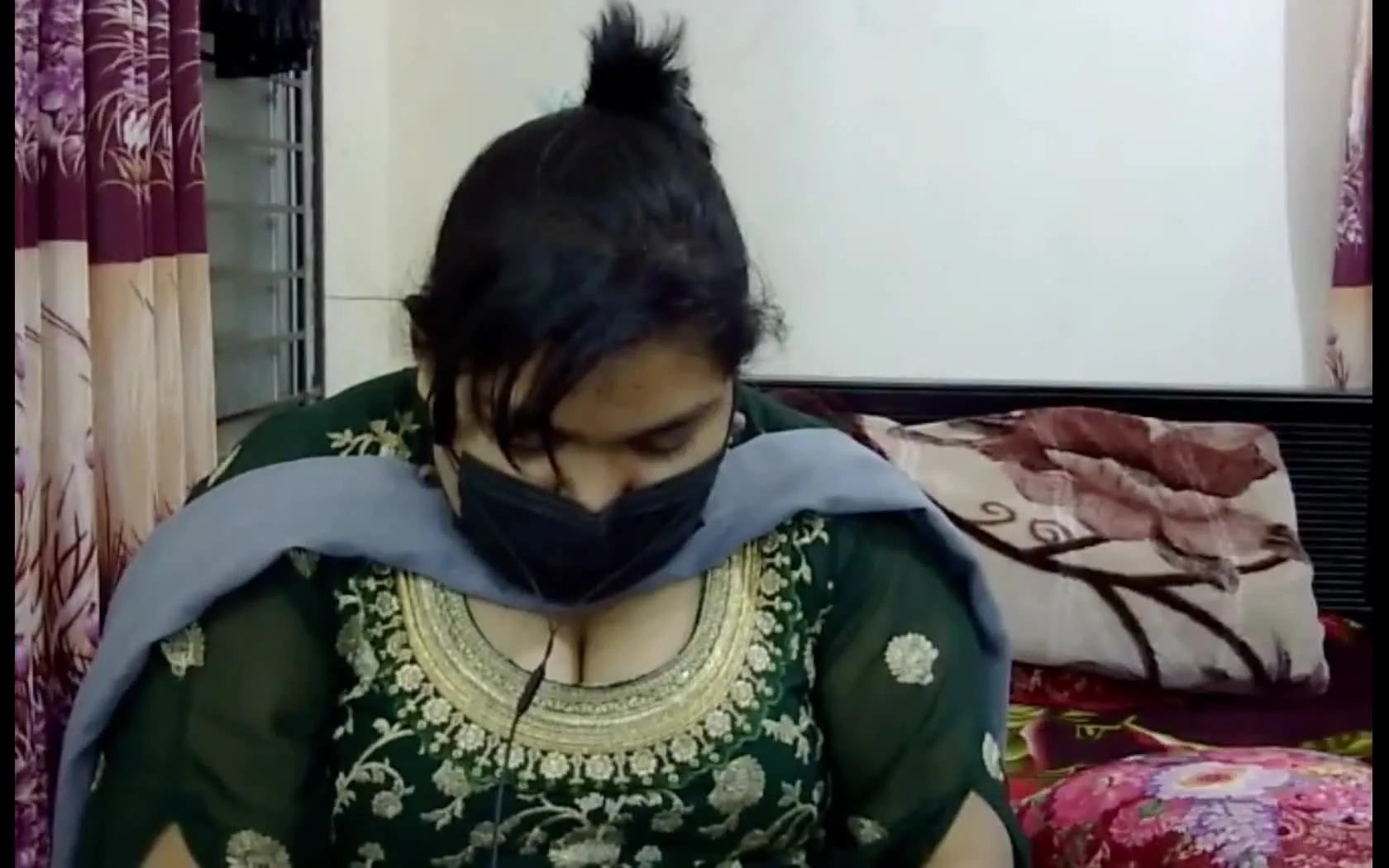 Darsteller FriendlyBustyBaby2005 Video 1