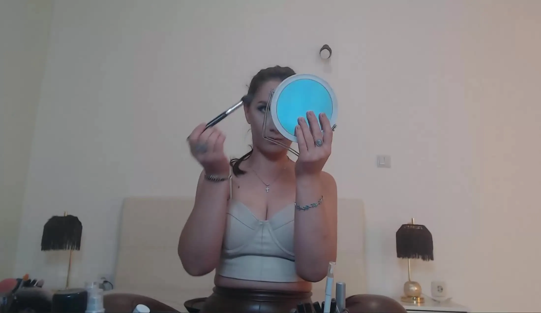 Artiest AnaHathoor Video 1