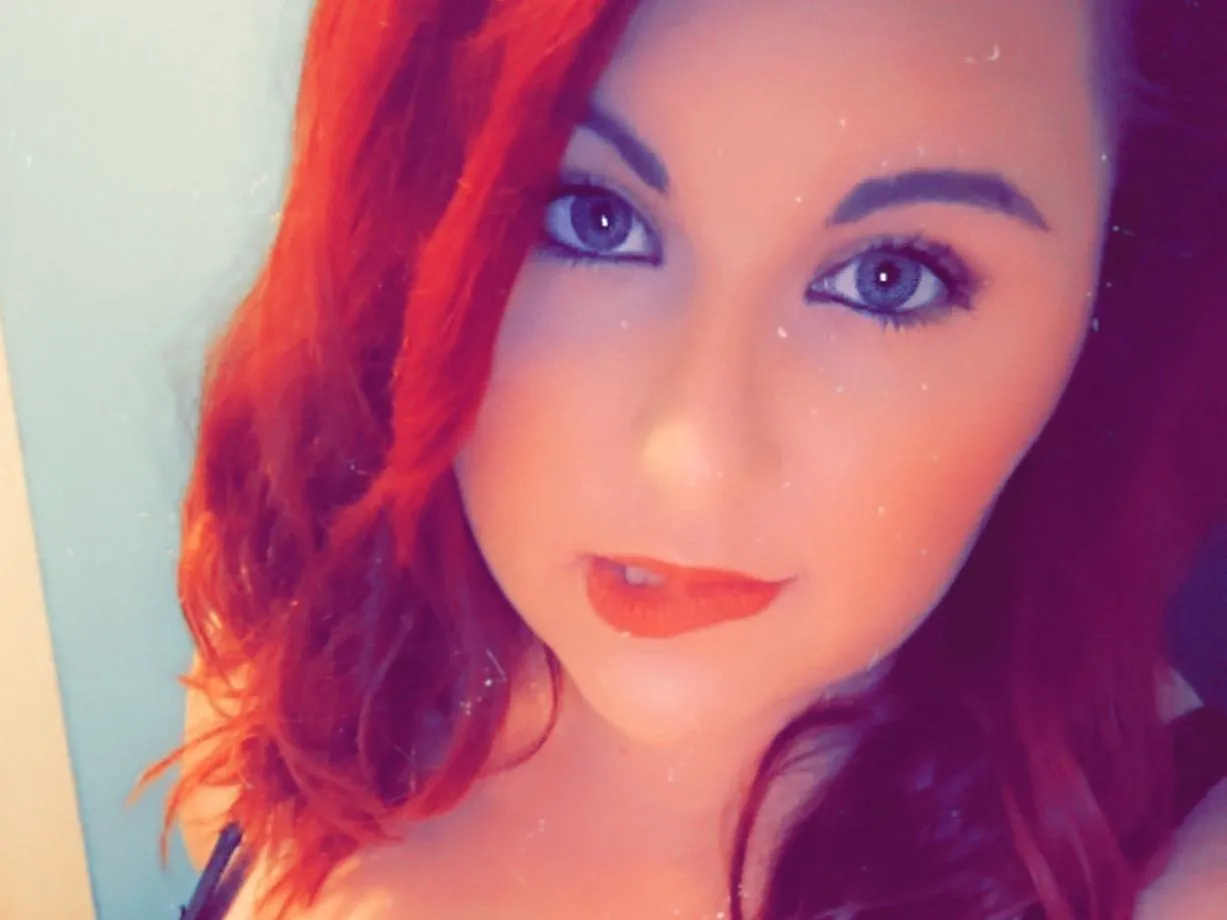 RubySkye2499 profielfoto van cam model