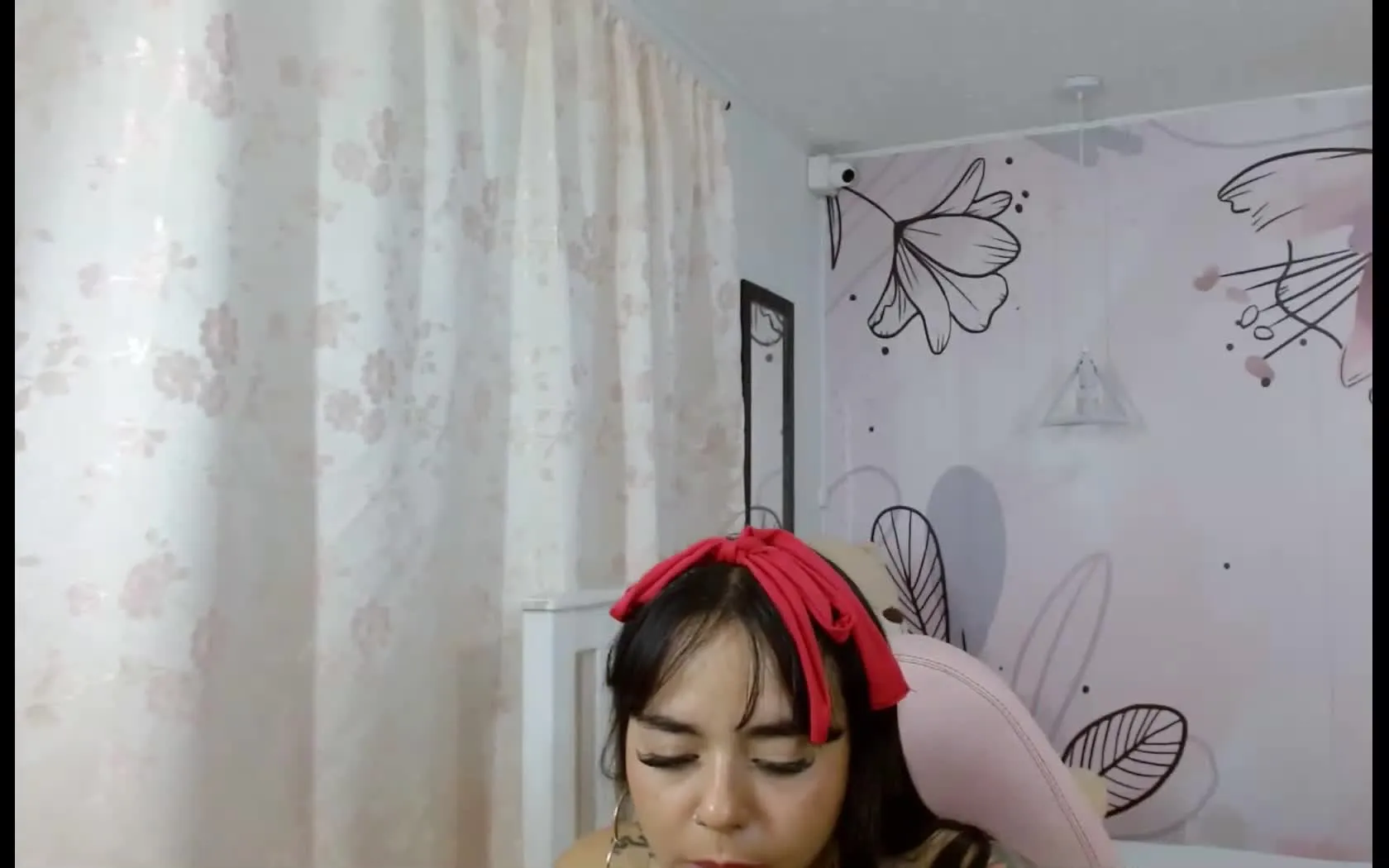 Artist ThaliaxCastro Video 1