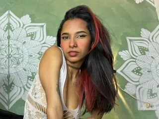 Imagen de perfil de modelo de cámara web de alizzonn