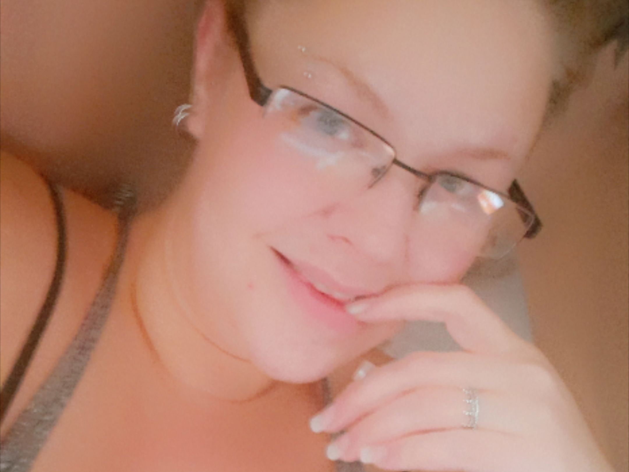 Image de profil du modèle de webcam SimmerShine
